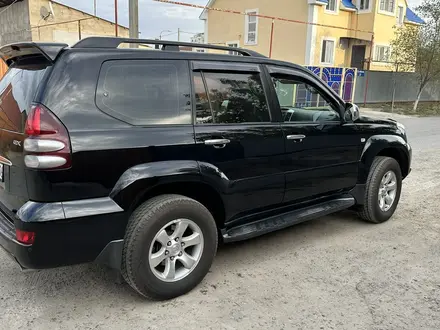 Toyota Land Cruiser Prado 2007 года за 10 500 000 тг. в Атырау – фото 4