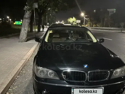 BMW 750 2005 года за 3 200 000 тг. в Алматы – фото 5