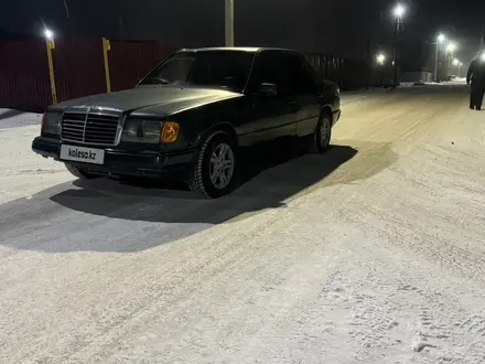 Mercedes-Benz E 250 1990 года за 1 200 000 тг. в Темиртау