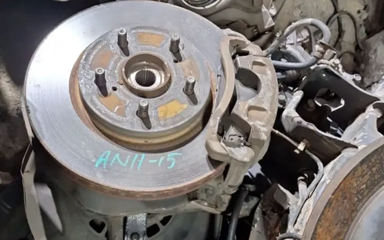 Тормозной диск на TOYOTA ALPHARD за 10 000 тг. в Алматы