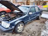 Mercedes-Benz E 200 1991 года за 850 000 тг. в Алматы – фото 3