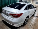 Hyundai Sonata 2015 года за 7 300 000 тг. в Астана – фото 3