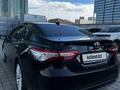 Toyota Camry 2018 годаүшін12 750 000 тг. в Астана – фото 4