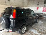 Honda CR-V 1999 года за 2 600 000 тг. в Караганда – фото 2