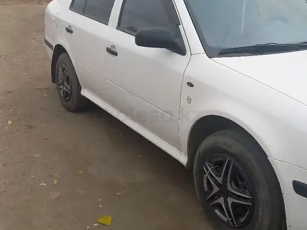 Skoda Octavia 2002 года за 2 200 000 тг. в Семей – фото 4