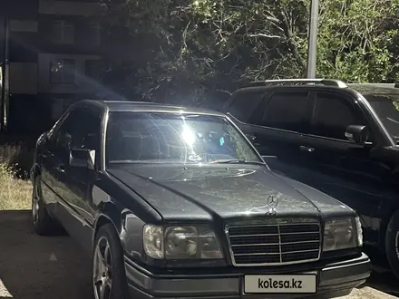 Mercedes-Benz E 280 1994 года за 2 300 000 тг. в Караганда – фото 4