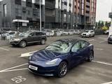 Tesla Model 3 2022 годаүшін14 700 000 тг. в Алматы – фото 2
