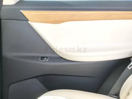 Tesla Model X 2018 года за 35 500 000 тг. в Алматы – фото 13