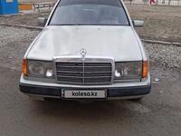 Mercedes-Benz E 200 1992 годаүшін1 000 000 тг. в Тараз