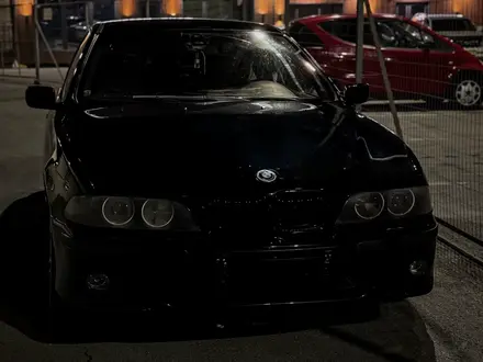 BMW 528 1997 года за 2 750 000 тг. в Алматы – фото 2