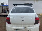 ВАЗ (Lada) Granta 2190 2013 годаүшін1 600 000 тг. в Актобе – фото 2