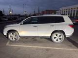 Toyota Highlander 2013 года за 13 000 000 тг. в Алматы – фото 3