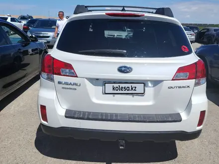 Subaru Outback 2015 года за 5 100 000 тг. в Актау – фото 4
