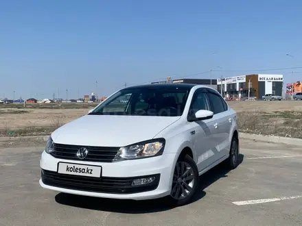 Volkswagen Polo 2019 года за 6 600 000 тг. в Атырау – фото 2