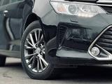 Toyota Camry 2017 годаүшін10 690 000 тг. в Шымкент – фото 3