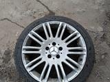 Mercedes benz w211 double spoke sport с летней резиной за 320 000 тг. в Алматы