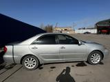 Toyota Camry 2002 года за 5 000 000 тг. в Караганда – фото 4