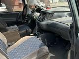 Toyota Previa 1998 годаүшін2 972 432 тг. в Мойынкум – фото 4