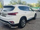 Hyundai Santa Fe 2019 года за 11 700 000 тг. в Актобе – фото 4