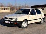 Volkswagen Golf 1992 годаүшін1 550 000 тг. в Кентау