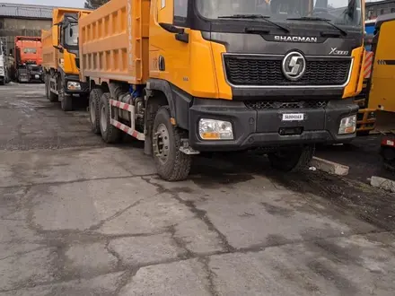 Shacman  Самосвал 25 тонн 2023 года за 24 800 000 тг. в Усть-Каменогорск
