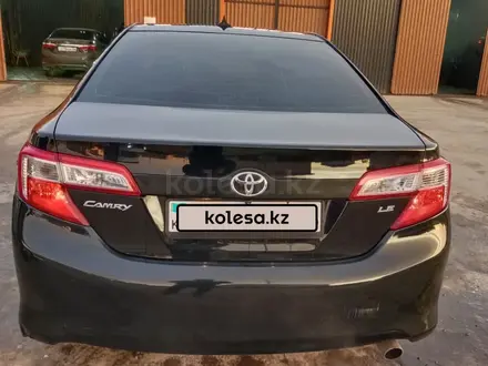 Toyota Camry 2012 года за 8 000 000 тг. в Атырау – фото 2