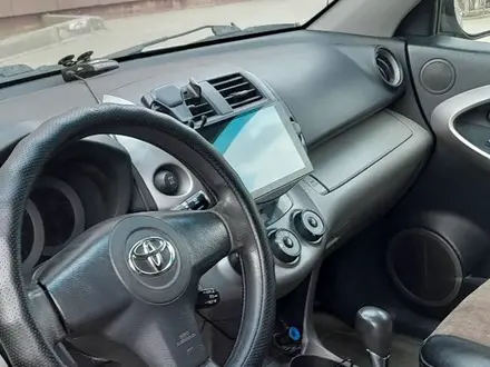 Toyota RAV4 2007 года за 6 700 000 тг. в Актобе