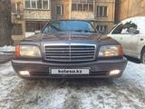 Mercedes-Benz C 280 1994 года за 2 700 000 тг. в Алматы