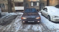 Mercedes-Benz C 280 1994 года за 2 950 000 тг. в Алматы – фото 2