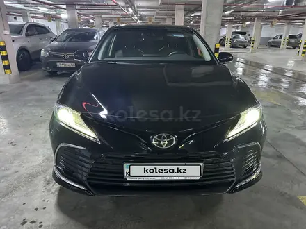 Toyota Camry 2023 года за 17 500 000 тг. в Астана – фото 3