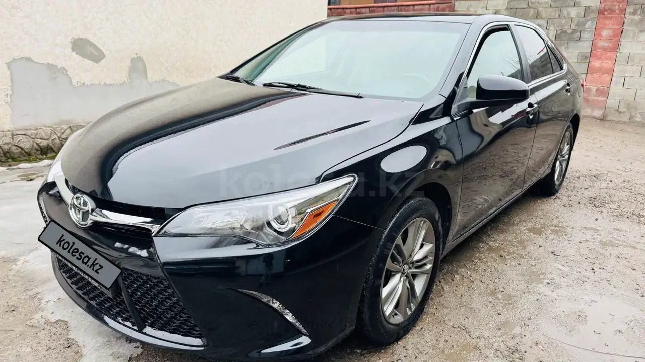 Toyota Camry, 2016