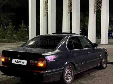 BMW 520 1992 года за 1 450 000 тг. в Караганда – фото 3