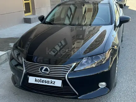 Lexus ES 300h 2014 года за 12 500 000 тг. в Актау