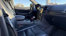 Jeep Grand Cherokee 2021 годаfor24 900 000 тг. в Караганда – фото 4