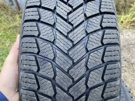 235/50 R21 Michelin X-Ice Snow за 240 000 тг. в Алматы