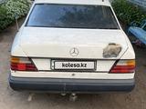 Mercedes-Benz E 200 1991 годаfor580 000 тг. в Караганда – фото 4