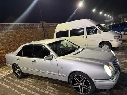 Mercedes-Benz E 280 1998 года за 2 800 000 тг. в Алматы – фото 7