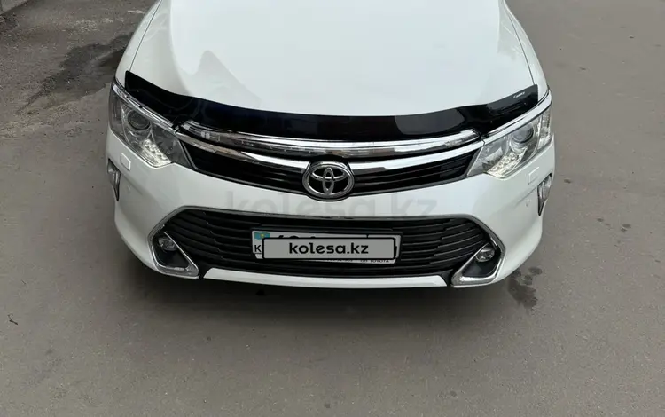 Toyota Camry 2016 годаүшін10 000 000 тг. в Семей