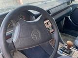 Mercedes-Benz E 230 1993 года за 300 000 тг. в Алматы – фото 5