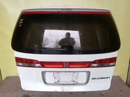 Крышка багажника в сборе Honda Elysion RR1 за 50 000 тг. в Караганда