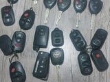 Брелок ДУ штатной сигнализации Toyota за 10 000 тг. в Алматы