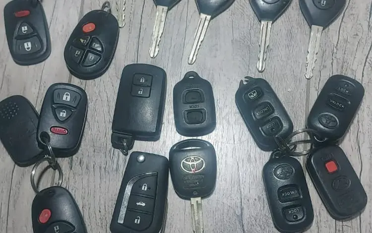 Брелок ДУ штатной сигнализации Toyota за 10 000 тг. в Алматы