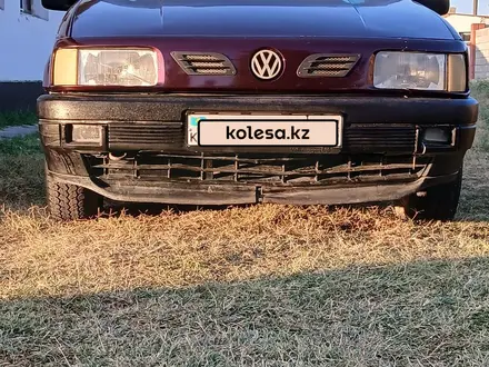 Volkswagen Passat 1993 года за 1 800 000 тг. в Туркестан – фото 8