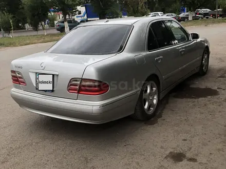 Mercedes-Benz E 320 2001 года за 5 300 000 тг. в Караганда – фото 11