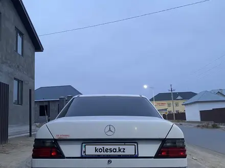 Mercedes-Benz E 220 1993 года за 1 800 000 тг. в Кызылорда