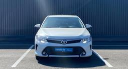 Toyota Camry 2017 года за 11 430 000 тг. в Шымкент – фото 2