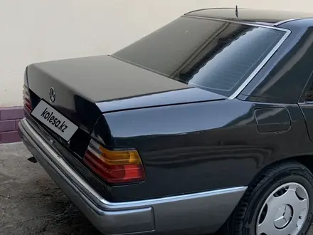 Mercedes-Benz E 230 1991 года за 1 450 000 тг. в Шымкент – фото 8