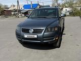 Volkswagen Touareg 2004 года за 5 500 000 тг. в Караганда – фото 2