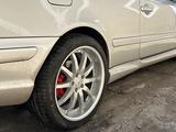 Mercedes-Benz CLK 55 AMG 1998 годаfor5 000 000 тг. в Караганда – фото 5