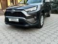 Toyota RAV4 2019 года за 12 500 000 тг. в Алматы